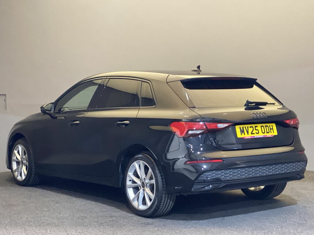 Audi A3 1.5 Tfsi 30 Sport S Tronic Nq MV25ODH  #2