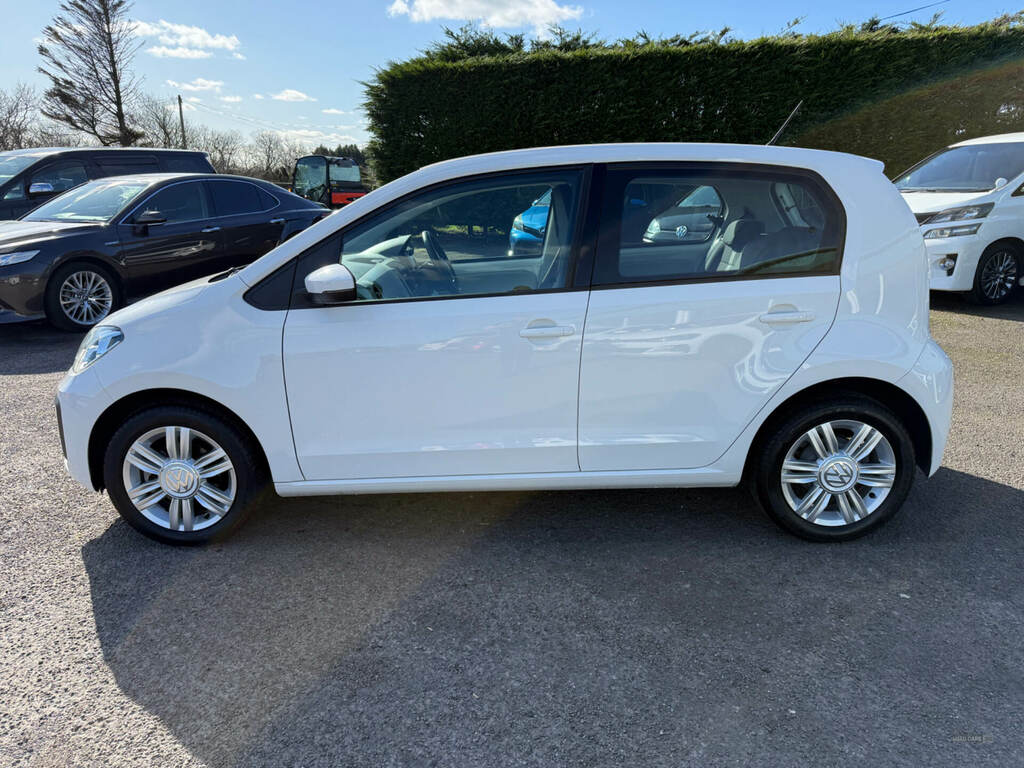 Volkswagen Up High Up 1.0 White #4
