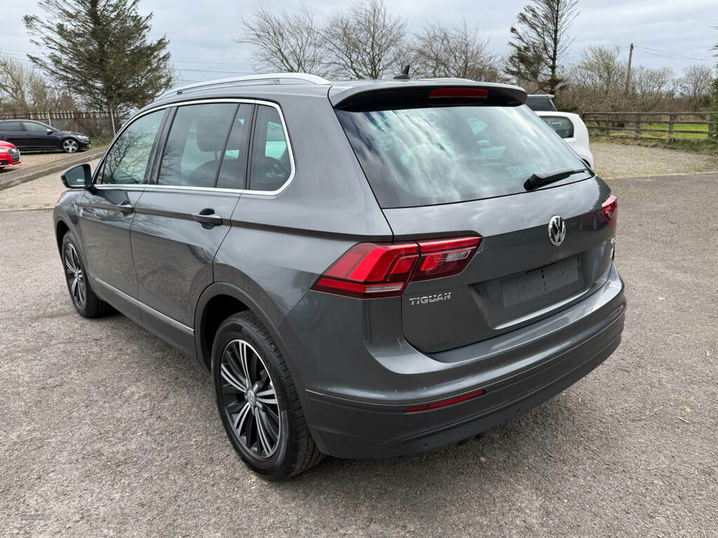 Volkswagen Tiguan 2.0 Tdi 150 4Motion Se Nav RGZ1096 Grey #5