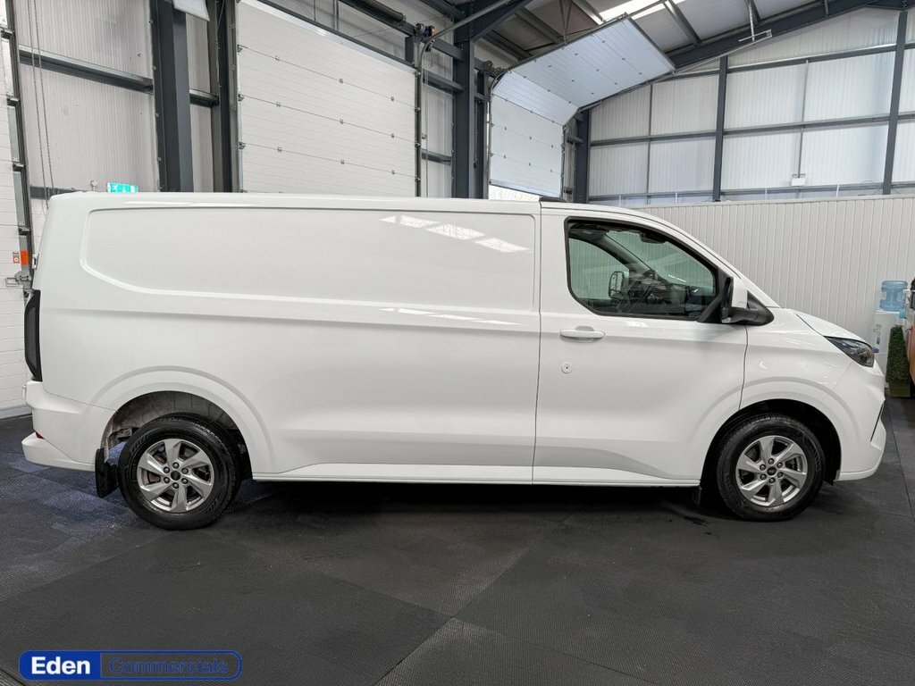 Ford Transit Custom 2L Limited LB74WRE White #2