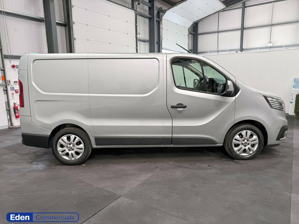 Renault Trafic 2L Sport WP72EVK Grey #2