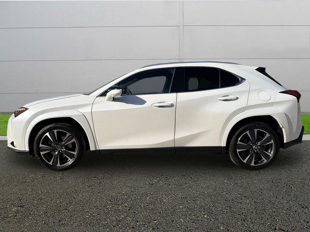 Lexus UX Takumi RK74YHP White #4