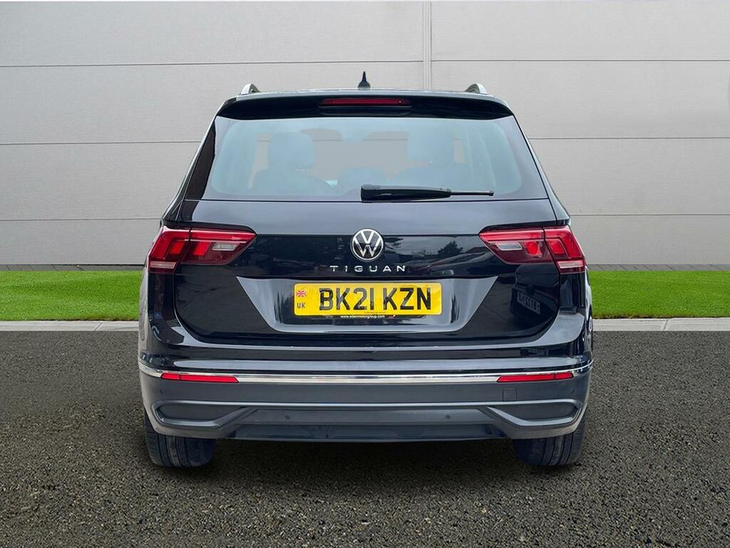 Volkswagen Tiguan Life BK21KZN Black #6