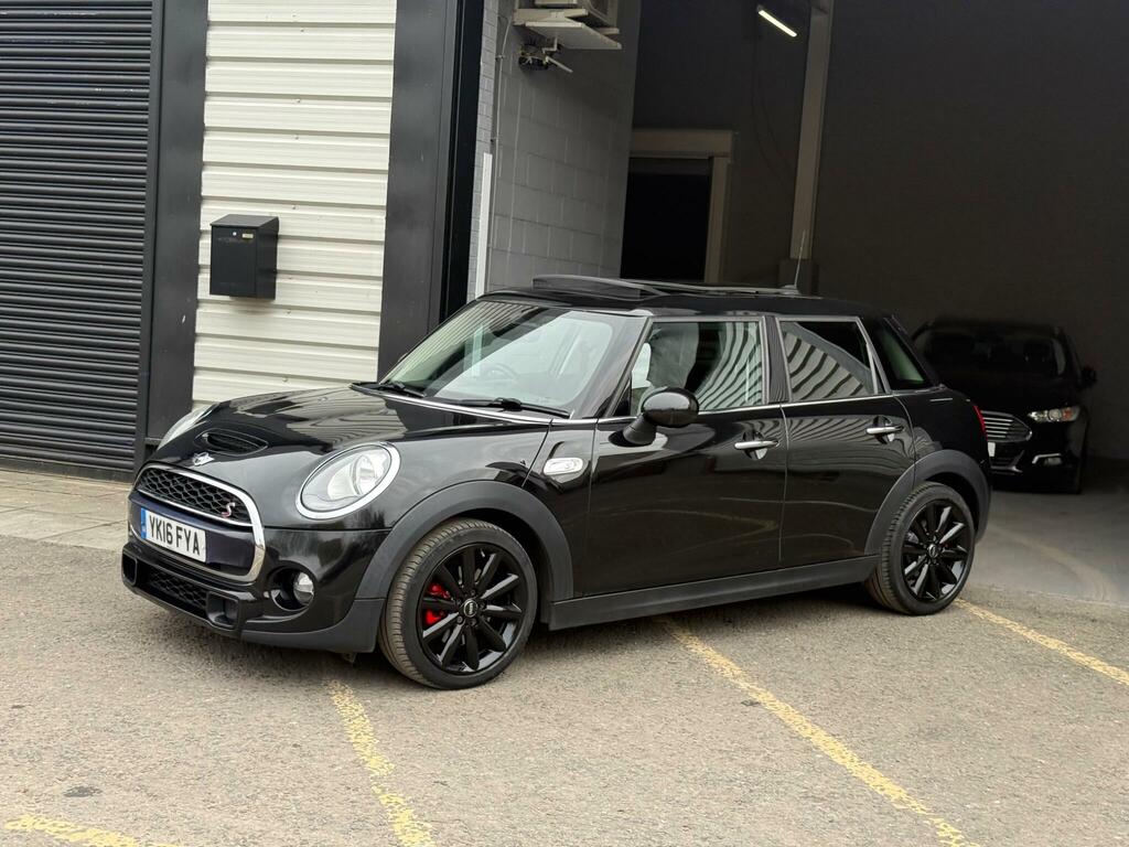 Mini Hatch 2.0 Cooper Sd 6Spd Euro 6 Ss Black #2