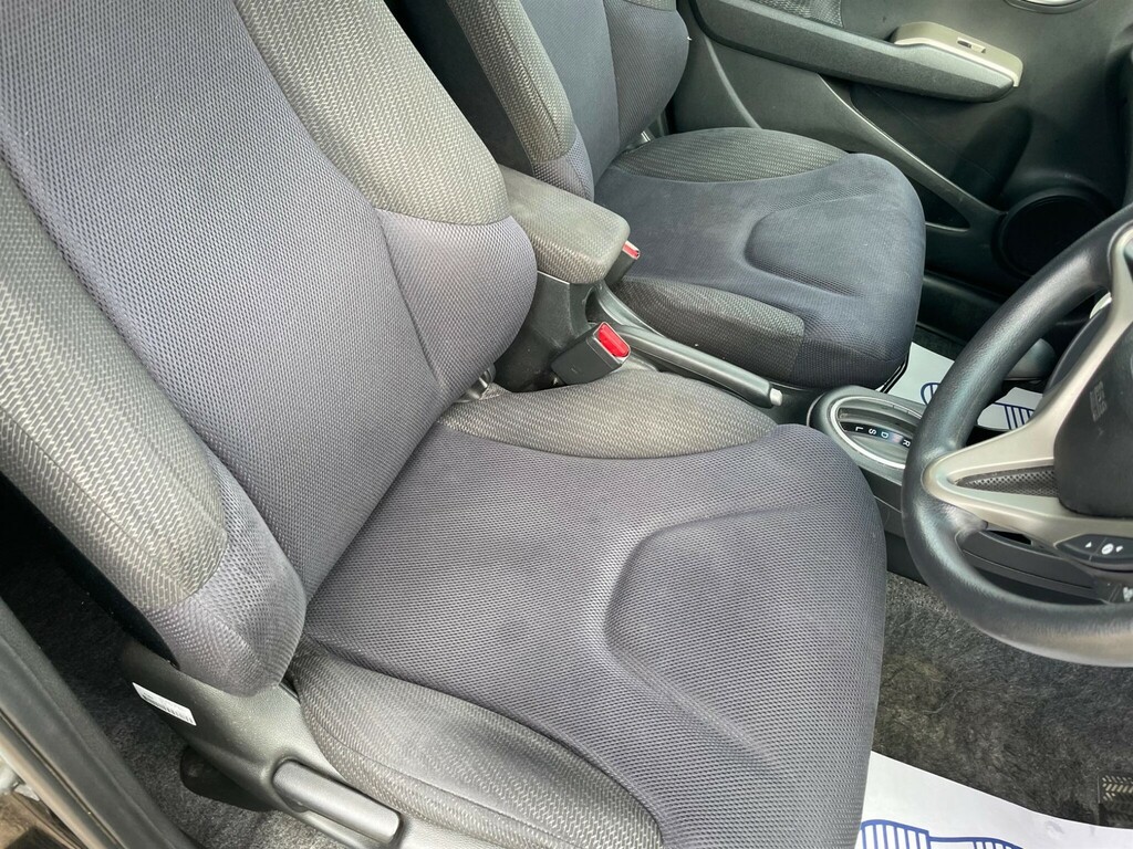 Honda Fit   #22