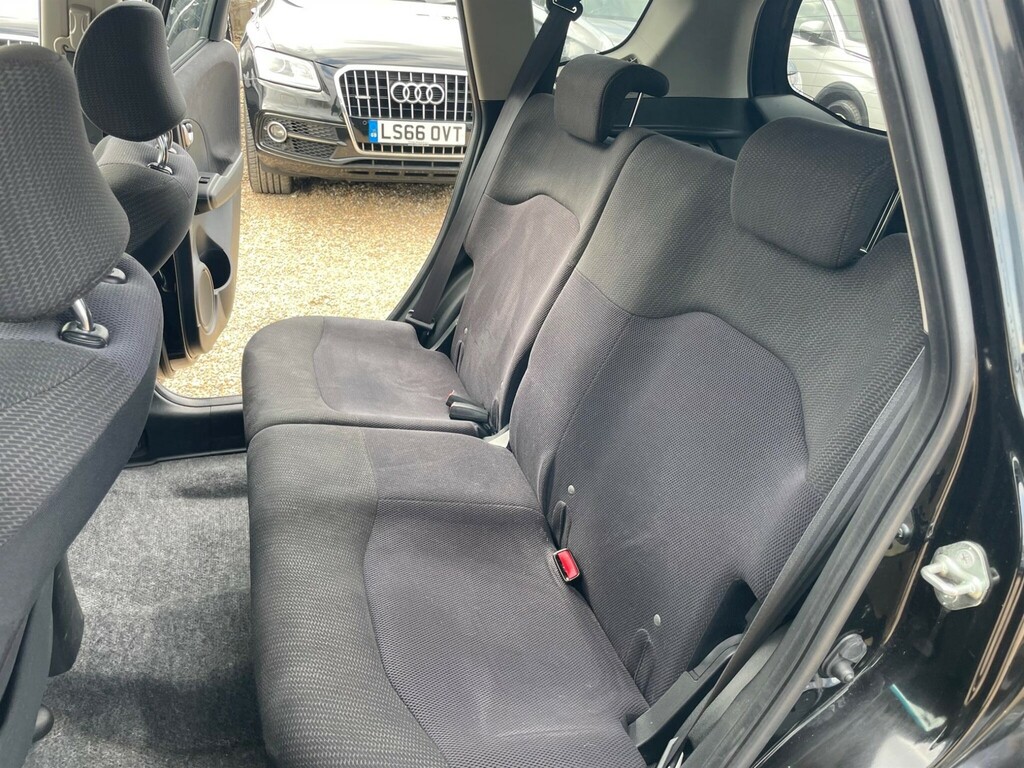 Honda Fit   #37
