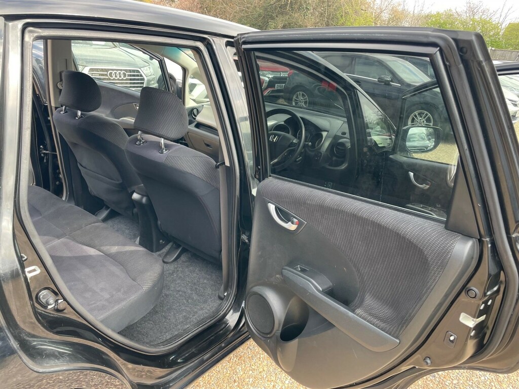 Honda Fit   #38
