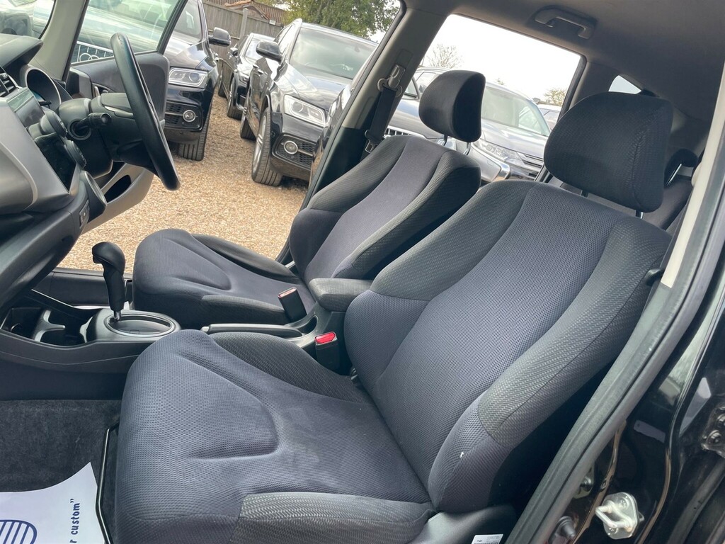Honda Fit   #30