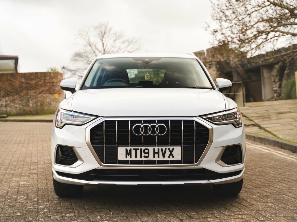 Audi Q3 1.5 Tfsi Cod 35 Sport Suv S Tronic Euro White #3