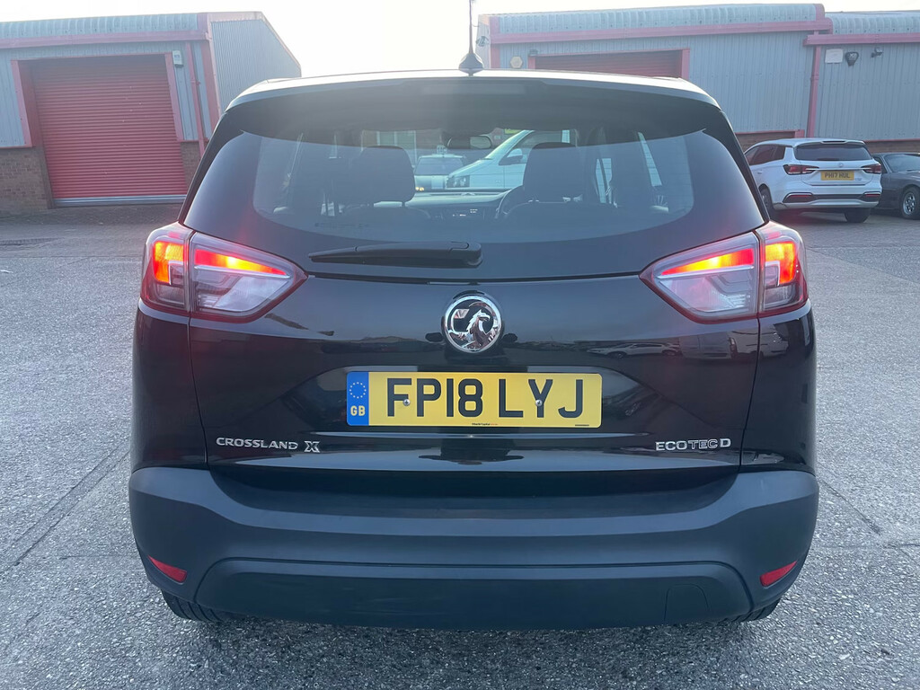 Vauxhall Crossland X 1.6 Turbo D Ecotec Se Nav Start Stop Hatchba FP18LYJ Black #4