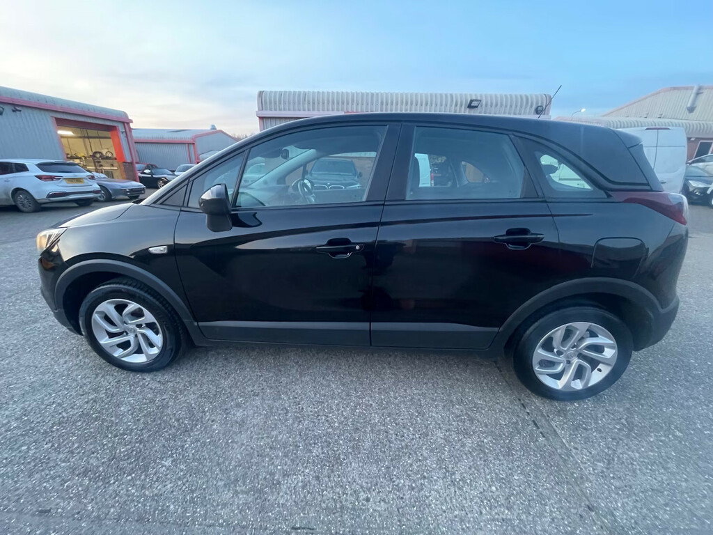 Vauxhall Crossland X 1.6 Turbo D Ecotec Se Nav Start Stop Hatchba FP18LYJ Black #6