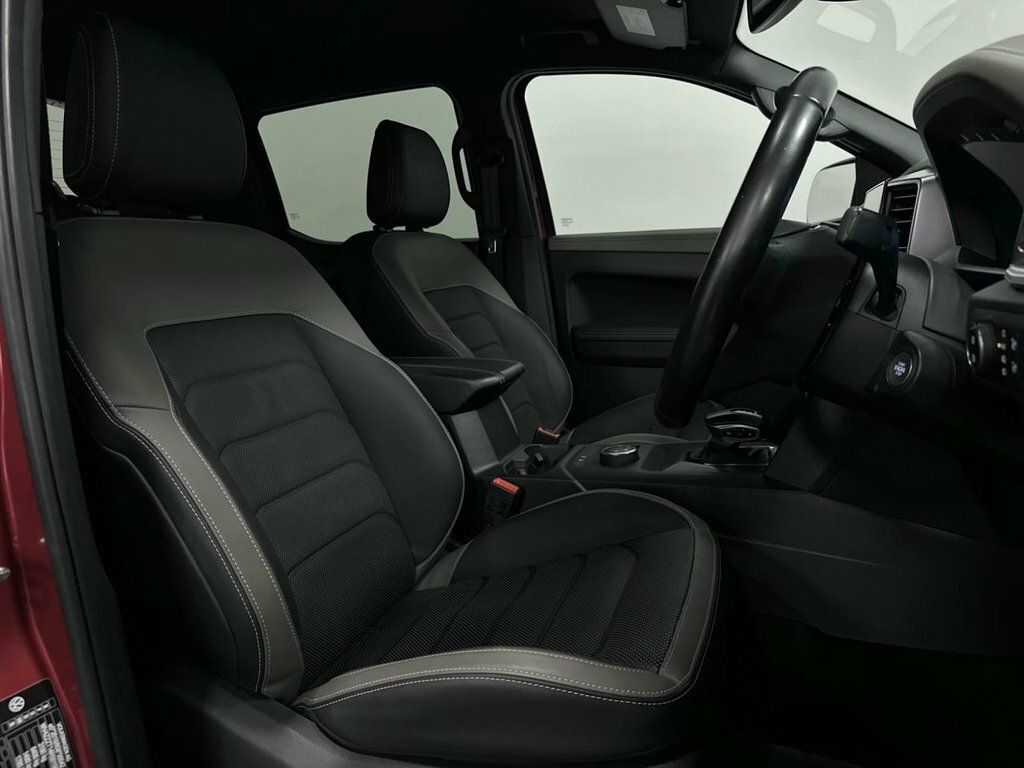 Volkswagen Amarok 3L Aventura CE74BVV Red #5