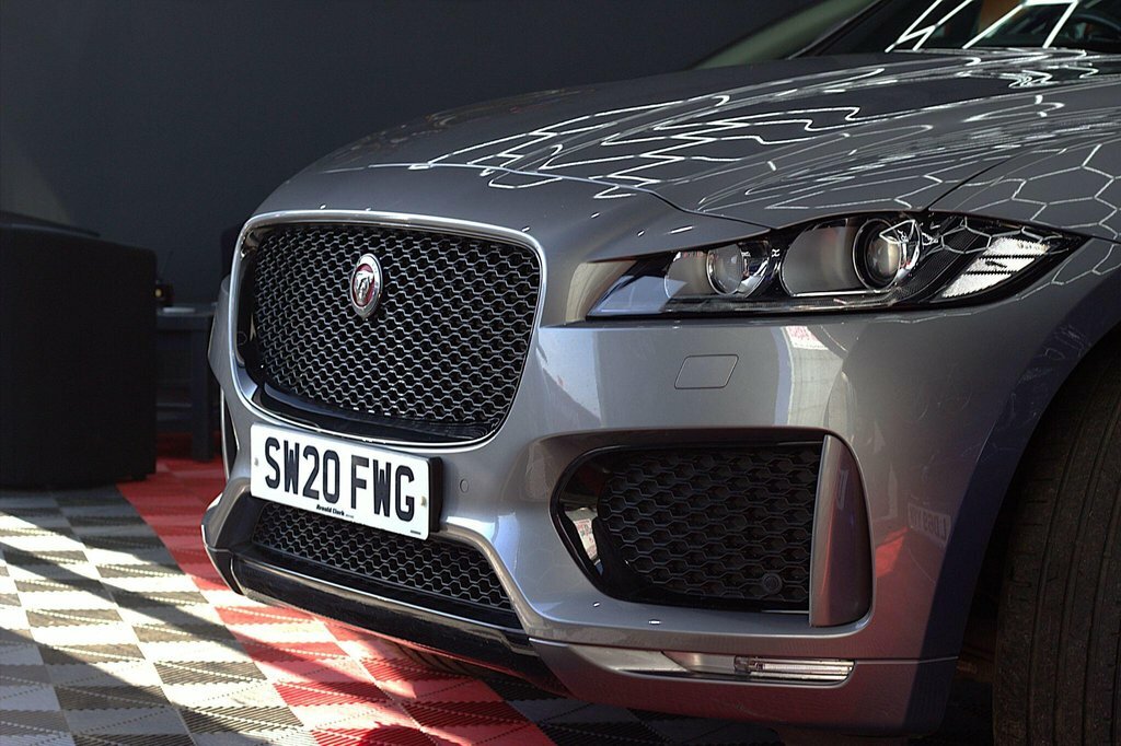 Jaguar F-Pace 2.0 D180 Chequered Flag Awd Euro 6 Ss SW20FWG #3