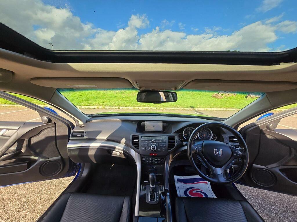 Honda Accord 2.2 I-dtec Es Gt White #85