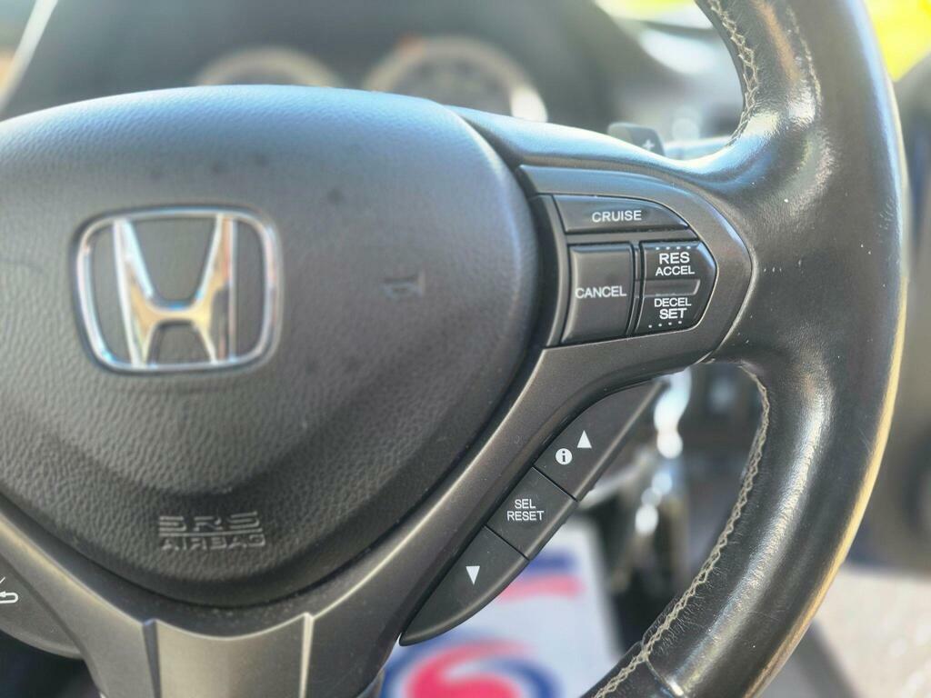 Honda Accord 2.2 I-dtec Es Gt White #71