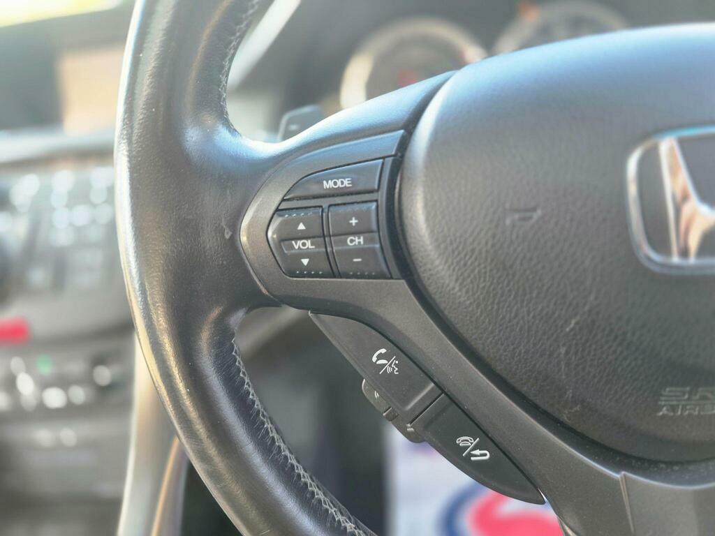 Honda Accord 2.2 I-dtec Es Gt White #76