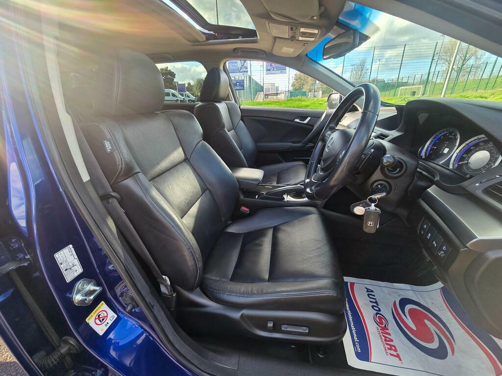 Honda Accord 2.2 I-dtec Es Gt White #93