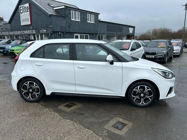 MG MG3 2022 1.5 Vti-tech Exclusive Nav Hatchback Petr SL22FZG White #2