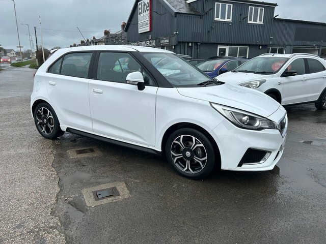 MG MG3 2022 1.5 Vti-tech Exclusive Nav Hatchback Petr White