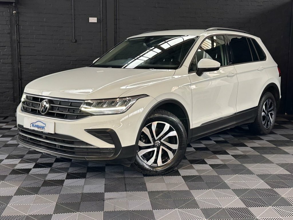 Volkswagen Tiguan 1.5L Active White