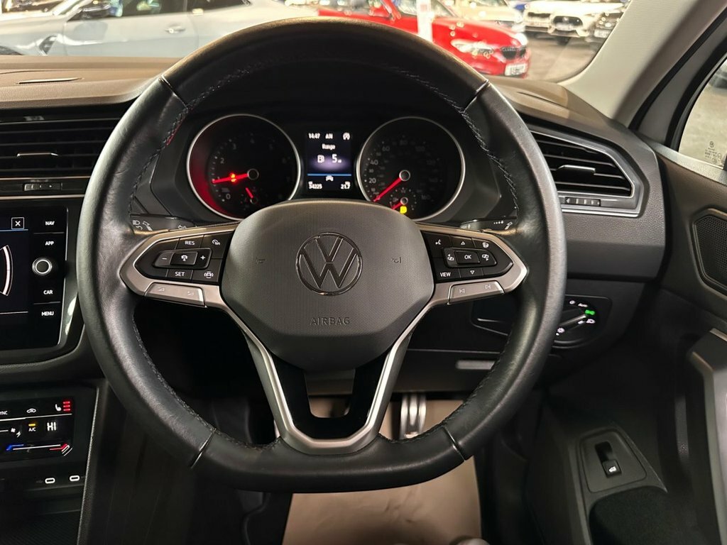 Volkswagen Tiguan 1.5L Active ST71RJO White #3