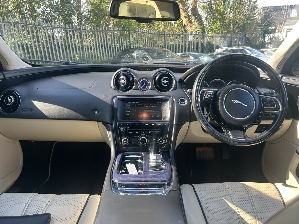 Jaguar XJ Saloon 3.0 D V6 Portfolio Lwb 201212 OY12OLB Black #4