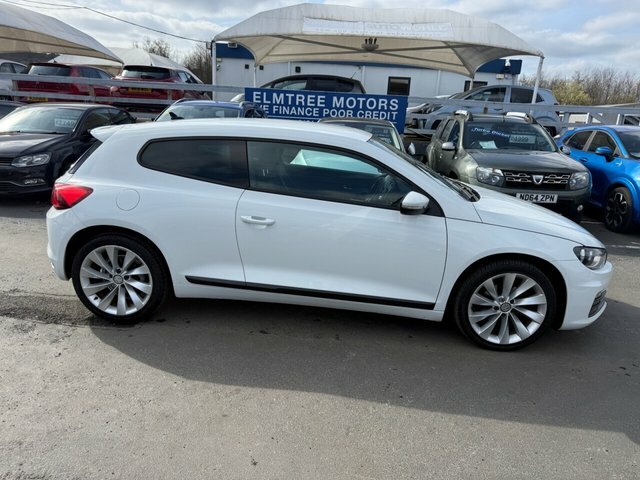 Volkswagen Scirocco 1.4 Tsi Bluemotion Tech Gt Edition Hatchb SM66NMF White #4