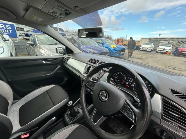 Skoda Fabia 1.0 Tsi Se Edition Hatchback Manua PL67CUC Blue #2