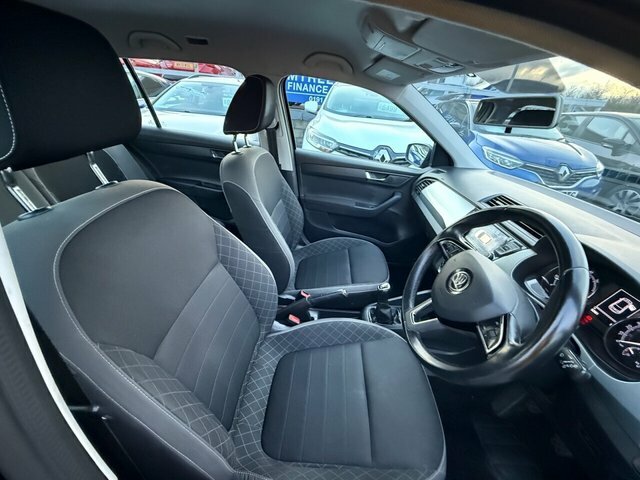 Skoda Fabia 1.0 Se Edition Hatchback Euro NV19WLK Black #2