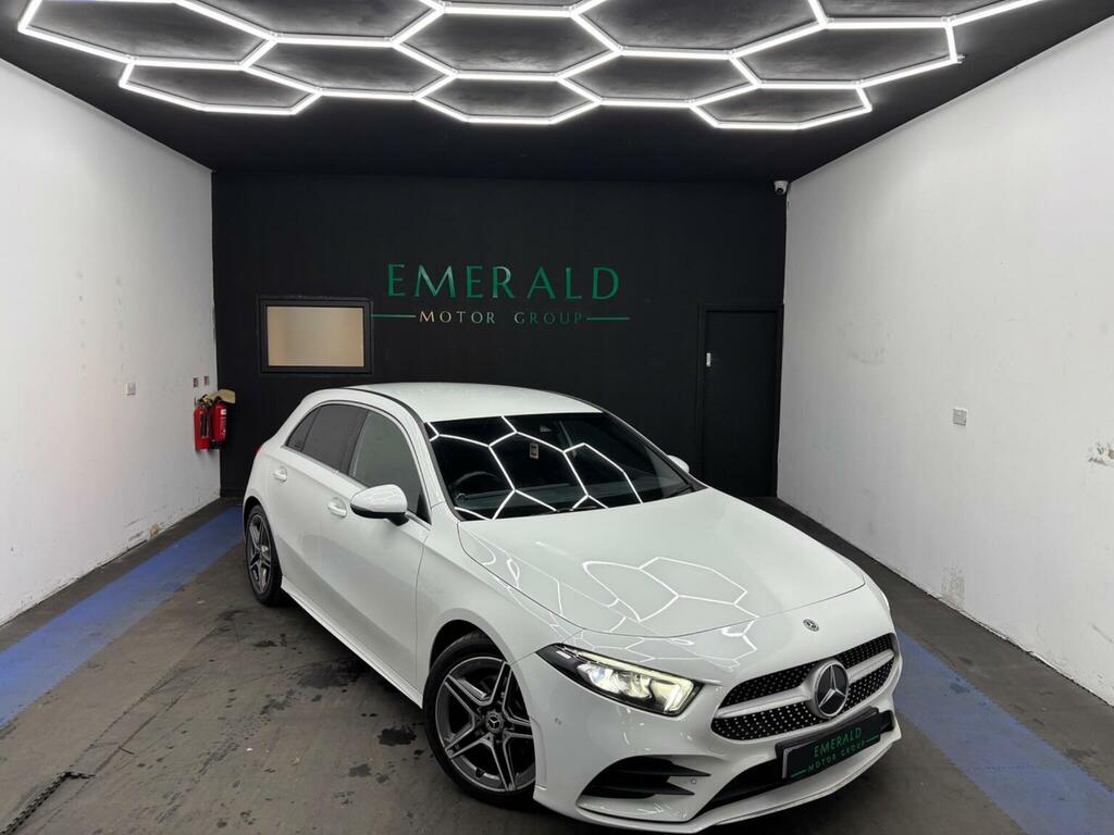 Mercedes-Benz A Class 1.3 A180 Amg Line Executive 7G-dct Euro 6 Ss White