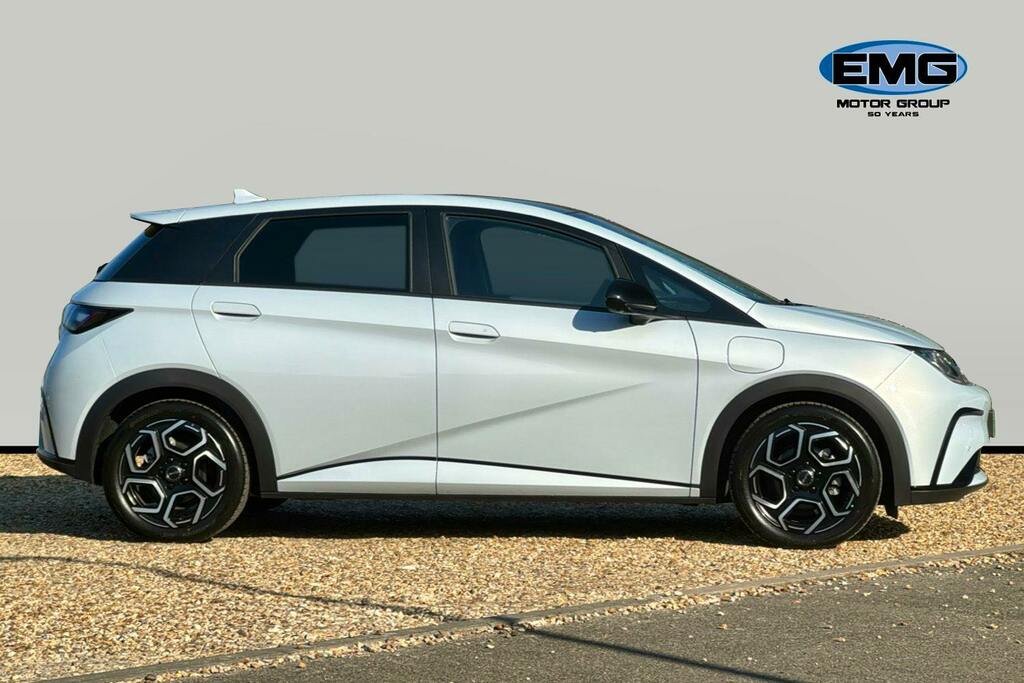 Byd Dolphin 60.48Kwh Design Hatchback AF75HRG White #3