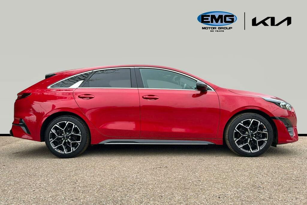 Kia Proceed 1.5 T Gdi Gt Line Shooting Brake Red #3