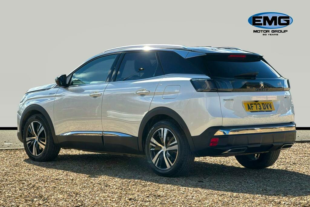 Peugeot 3008 1.6 13.2Kwh Gt Suv Plug In Hybrid E Eat White #4