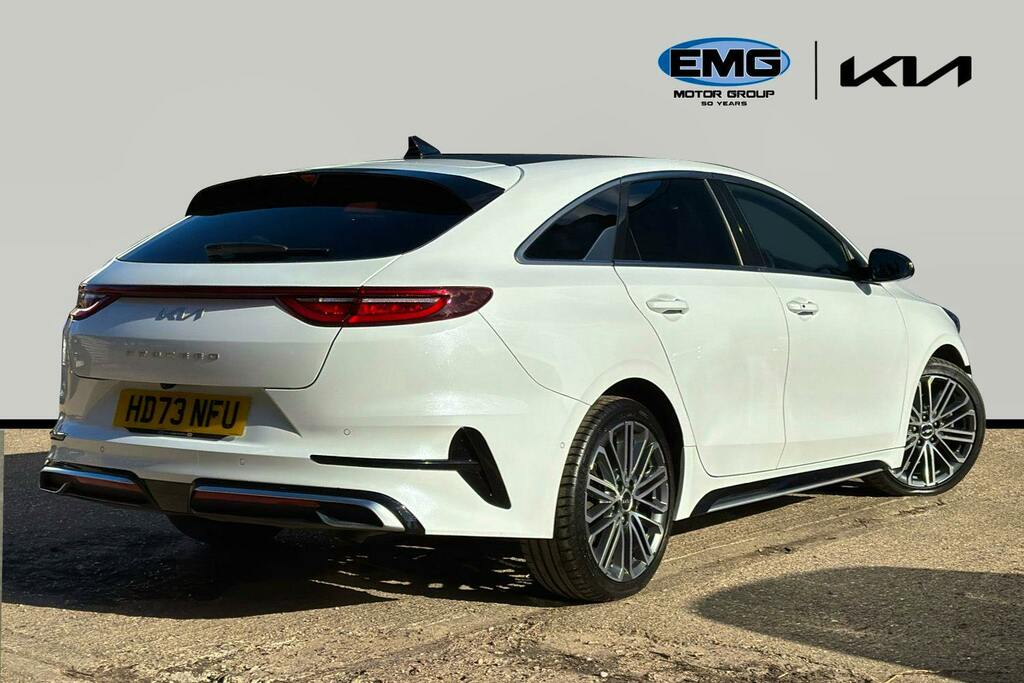 Kia Proceed 1.5 T Gdi Gt Line S Shooting Brake Dct White #6