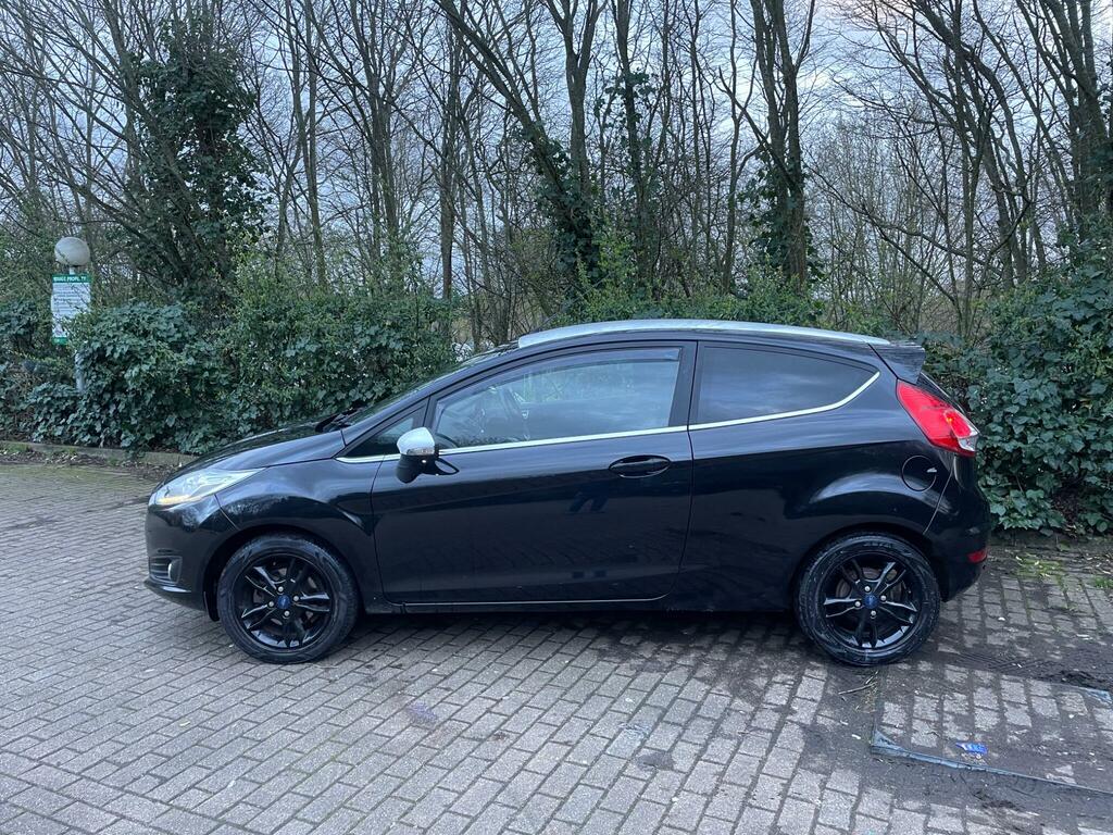 Ford Fiesta 1.0T Ecoboost Zetec Black Edition Euro 6 Ss WF16EFG Black #5