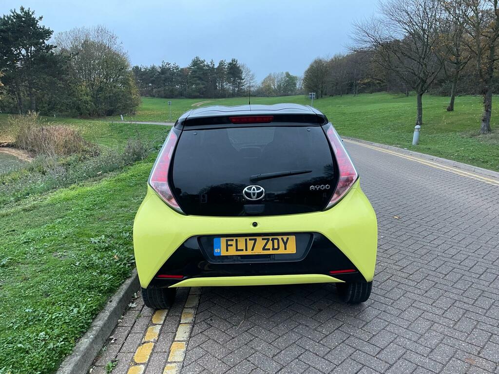 Toyota Aygo 1.0 Vvt-i X-cite X-shift Euro 6 FL17ZDY Yellow #5