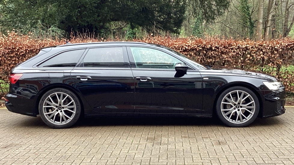 Audi A6 40 Tfsi Black Edition S Tronic LT21UHC Black #4