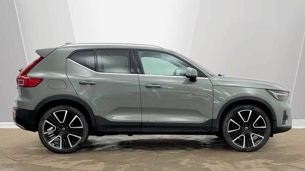Volvo XC40 Ultra, B3 Mild Hybrid, Bright RA74JYW Green #2