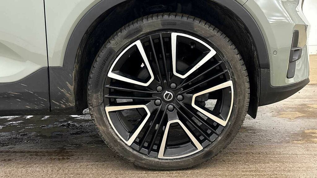 Volvo XC40 Ultra, B3 Mild Hybrid, Bright RA74JYW Green #4