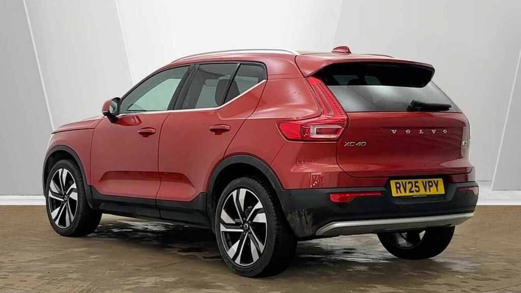 Volvo XC40 Ultra, B3 Mild Hybrid, Bright RV25VPY Red #3