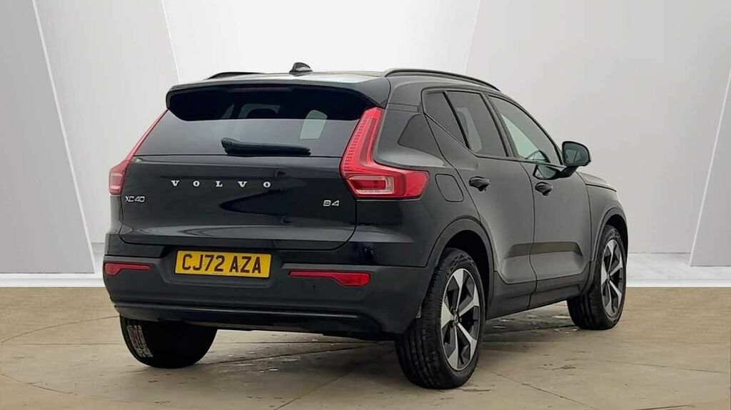 Volvo XC40 Ultimate, B4 Mild Hybrid, Dark CJ72AZA Black #3