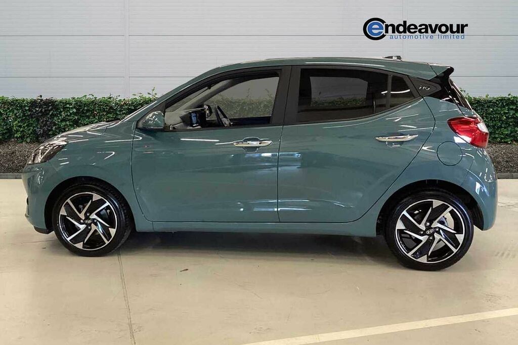 Hyundai I10 1.2 79 Premium Nav LL25CNU Green #4