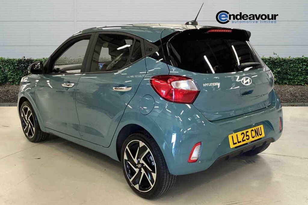 Hyundai I10 1.2 79 Premium Nav LL25CNU Green #3