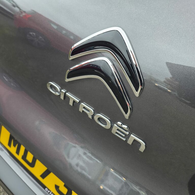 Citroen C3 1.2 Puretech Plus Edition 73 Reg MD73GBF Black #2