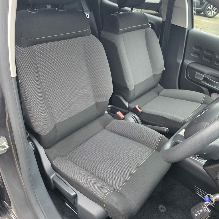 Citroen C3 1.2 Puretech Plus Edition 73 Reg MD73GBF Black #3