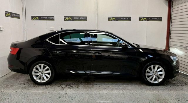 Skoda Superb 2020 2.0 Tdi Se Technology Hatchback Ma Black #6