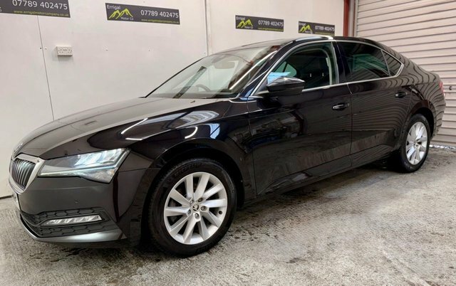 Skoda Superb 2020 2.0 Tdi Se Technology Hatchback Ma Black #4