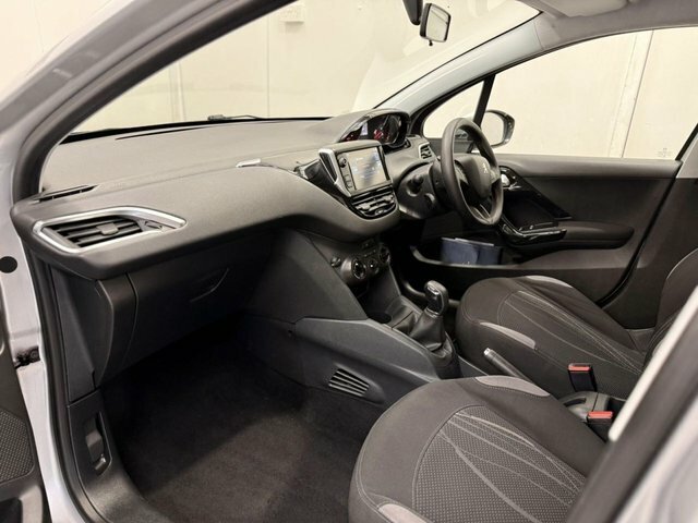 Peugeot 208 2014 1.0 Vti Active Hatchback Eu Silver #5