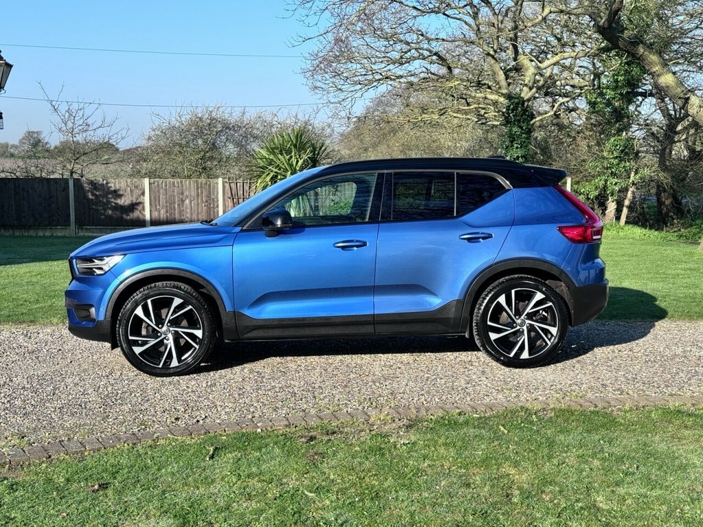 Volvo XC40 2L First Edition Blue