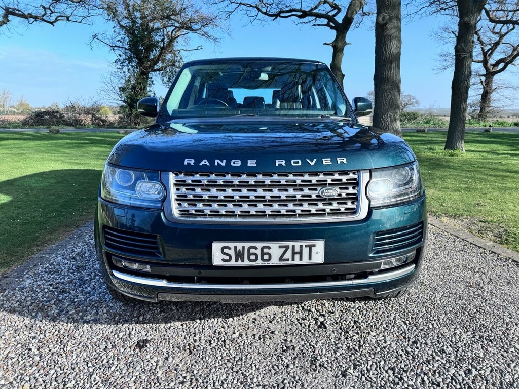 Land Rover Range Rover 3L Vogue SW66ZHT Green #2